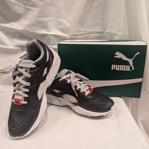 PUMA R698 "Reverse Classics" Men's Lace Up Black Sneakers - Picture 2 of 4